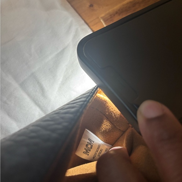 MCM Black Leather Crossbody Bag with Structured Design - Picture 15 of 16